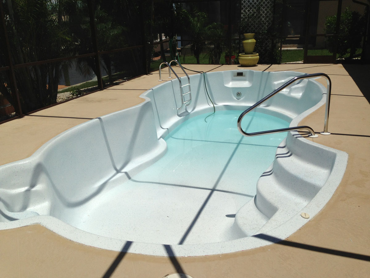Fiberglass pool refinishing in Hoover, AL